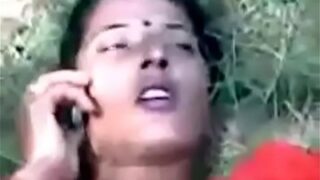 Punjabi lady gets fuck outdoor farm